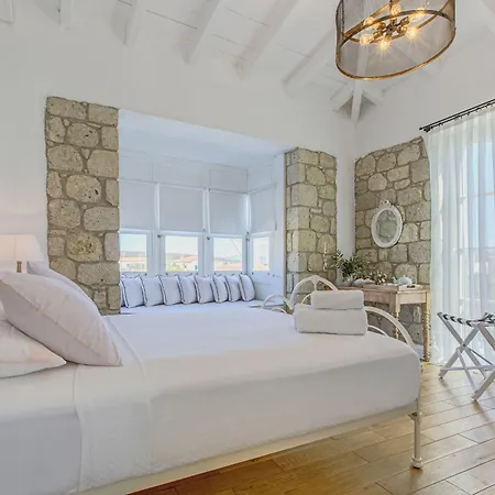 Casa Bella +12 Szálloda Alacati