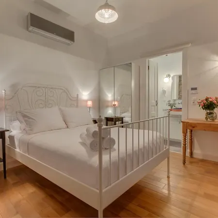 Casa Bella +12 Hotell 2*