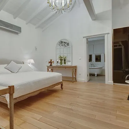 Casa Bella +12 2* Alacati