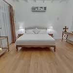 Casa Bella +12 מלון אלאקאטי