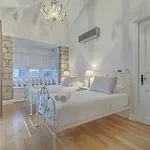Casa Bella +12 מלון אלאקאטי