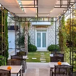 Casa Bella +12 מלון