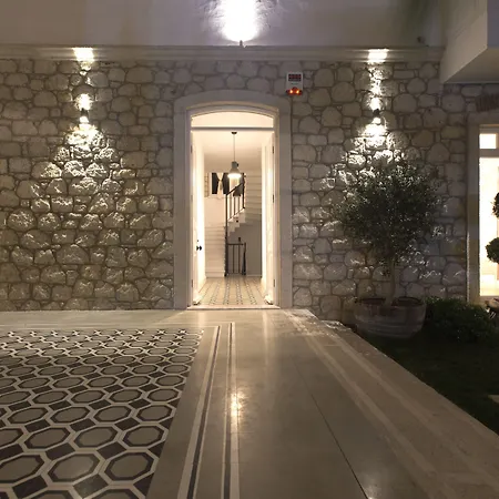 Casa Bella +12 호텔 2*