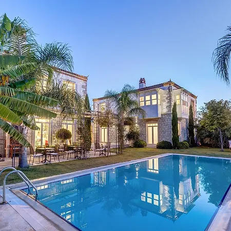 Casa Bella +12 2* ألاتشاتي