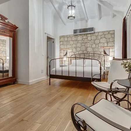 Casa Bella +12 ألاتشاتي