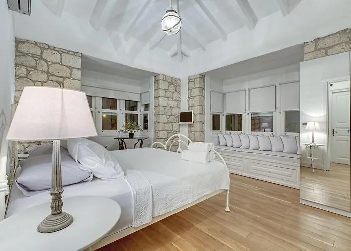 Casa Bella +12 2* Alaçatı